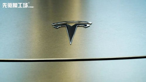 特斯拉Model 3改色金属拉丝灰 疾风加速下的靓丽全程